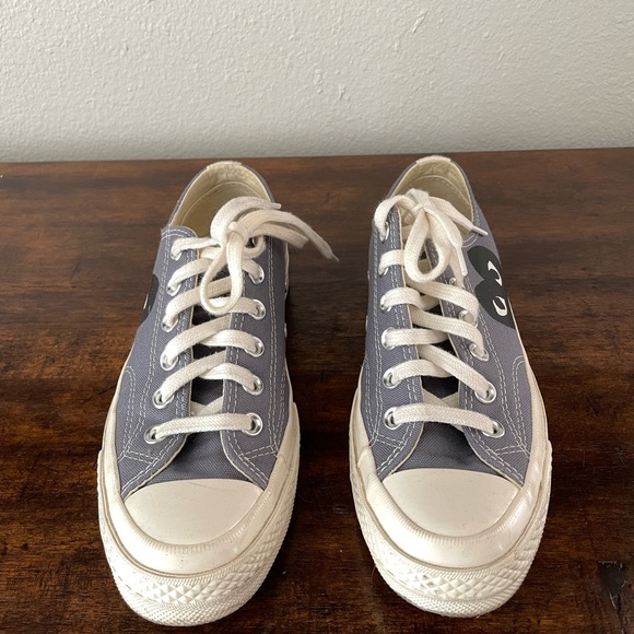 Converse x Comme des Garçons PLAY Chuck 

Men's 5 / Women's 7 - Picture 5 of 5